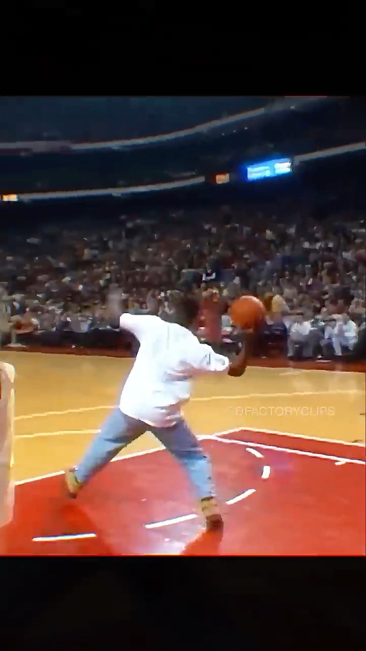Fans making Half Court Shots ??