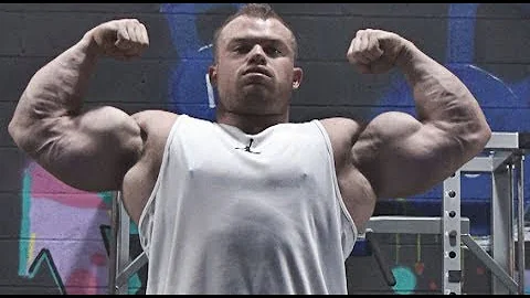 Bodybuilder James Koepsell And ThomasTourville Tra...