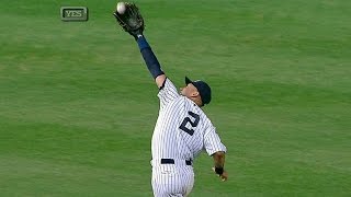 CIN@NYY: Jeter hustles to nicely haul in foul popup