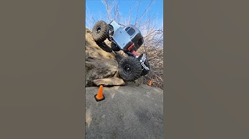 Comp Wagon SCX10 Hits Impressive Line/Gate #hobbywingfusion #rc #crawler #automobile #axial