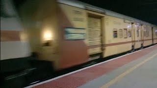 22649/Yercaud SF Express