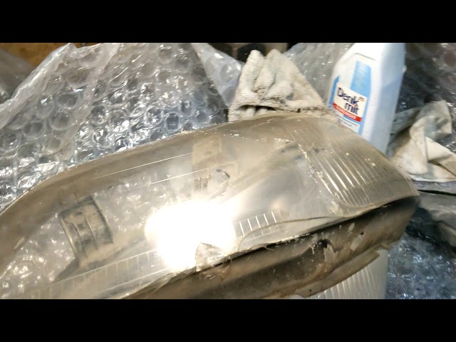 Is there any way to remove headlight clear coat from paint? :  r/MechanicAdvice