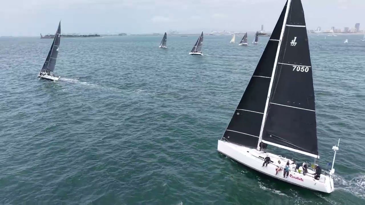 2025 LBRW   Day 2   Race 3   PHRF RL B start