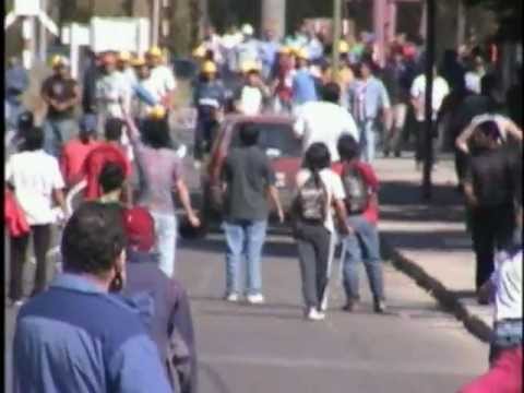 DOCENTES Y AUXILIARES DE SERVICIO, ZONA LIBERADA 2006, PLAZA HUINCUL NEUQUEN.mpg