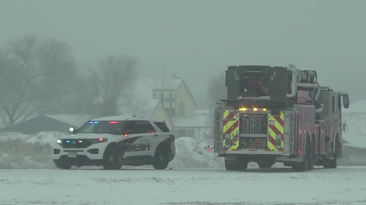 Slick Roads in Colorado With Wrecks - 1/2/2023
