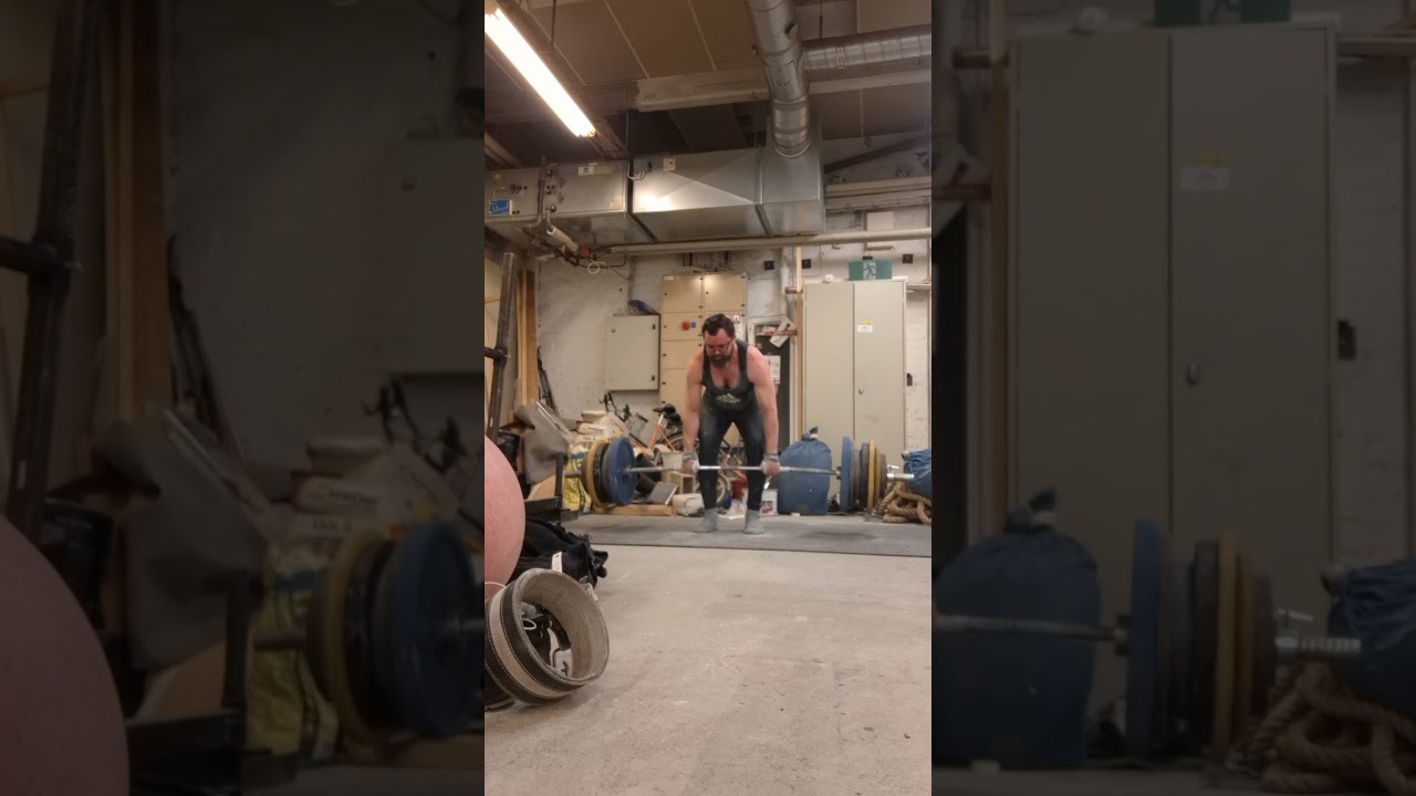 Deadlift 3x283,5 kg, stiff bar and beltless