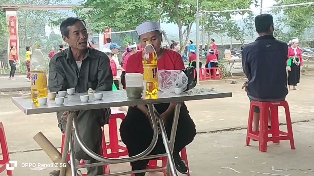 HÁT MƯỜNG Ở CLB YÊN PHÚ