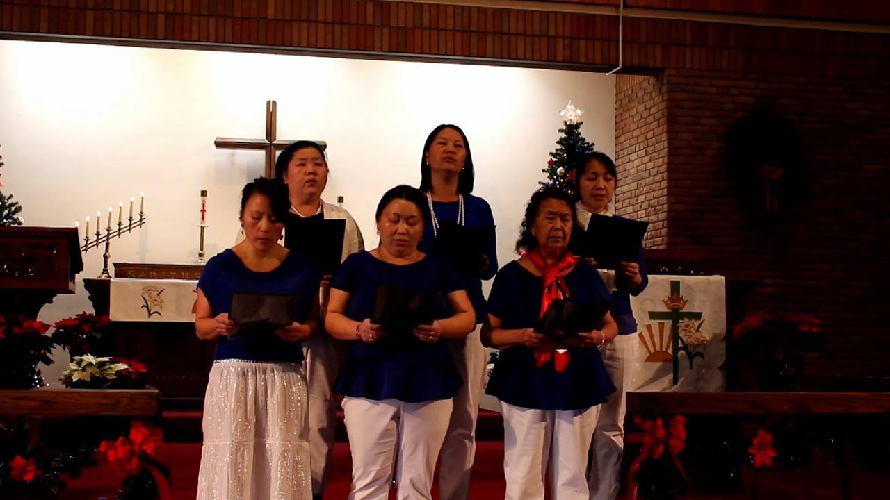 Niam Tsev Hu Nkauj Qhuas Vajtswv Xyoo Tshiab 2015