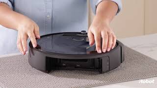 How to Replace the Faceplate | Roomba® i-series | iRobot®