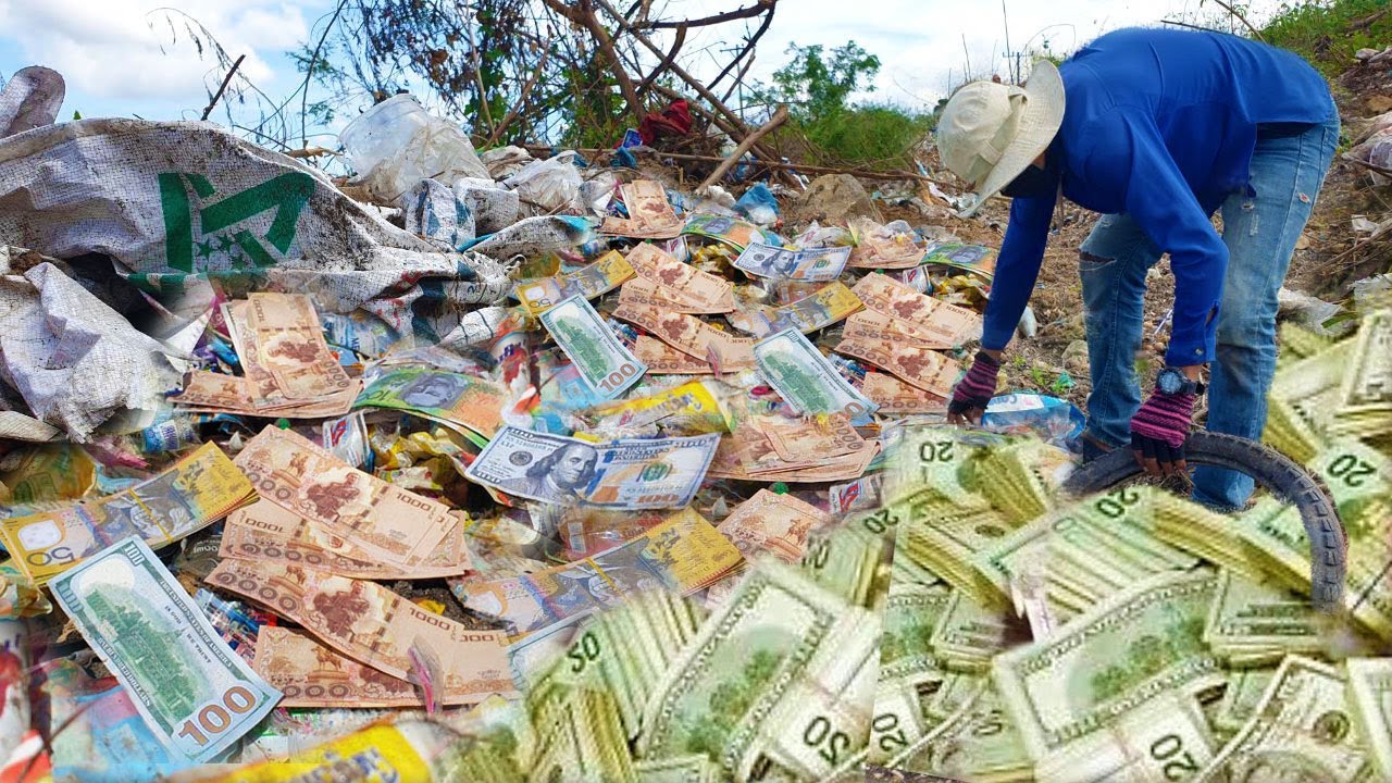 Collection Videos Unique A Man picks up Diamond Gem good thing In trash place