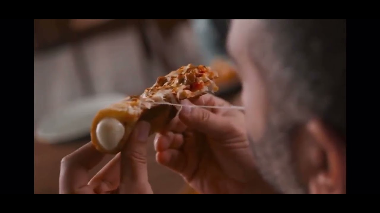 Papa John’s Epic Stuff Crust Pizza Commercial 2022