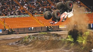 大迫力!モンスタートラック!これぞアメリカのエンターテイメント Monster X Tour