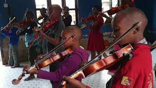 Geigenkle Waisenhaus Arusha, 05