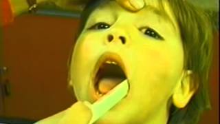 OTOSCOPIA EXAMEN DE BOCA Y OROFARINGE.flv OTOSCOPIA EXAMEN DE BOCA Y OROFARINGE.flv