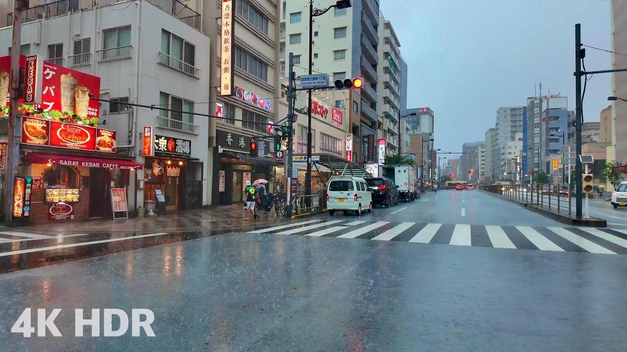 [ASMR] Прогулка под проливным дождём в Токио перед приближающимся тайфуном | Япония | 4K/HDR