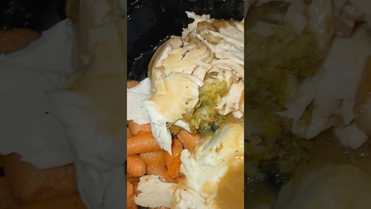 turkey ,dressing and potatoes #foodie #shortsfeed #food