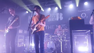 Chords for The 1975 - Robbers @ The Garage for War Child 18.02.19