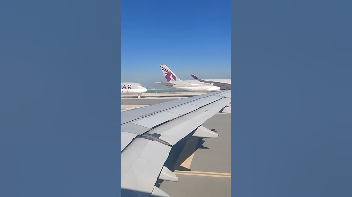 qatar airways at doha airport