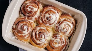 Cinnabon – die leckersten Brötchen Ihres Lebens. Einfaches Rezept.