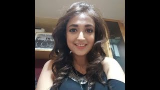 Monali Thakur singing her item song without music - Aga Bai
