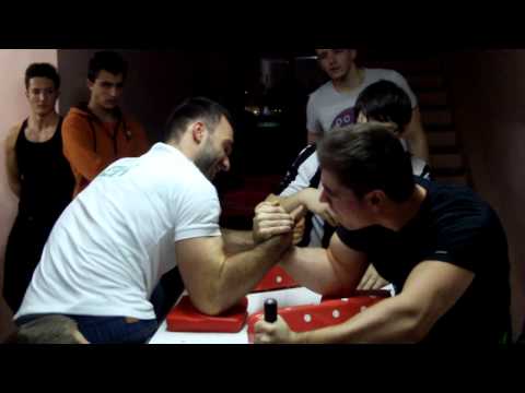 Daniel Barbu vs
