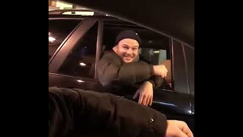 Thumbnail of Макс Корж в пробке (фанаты встретили артиста в пробке)