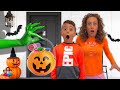 DeeDee and Matteo Trick Or Treat Story | Halloween For Kids