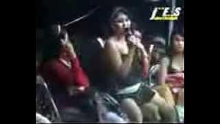 Mela Barbie goyang maut flv   YouTube