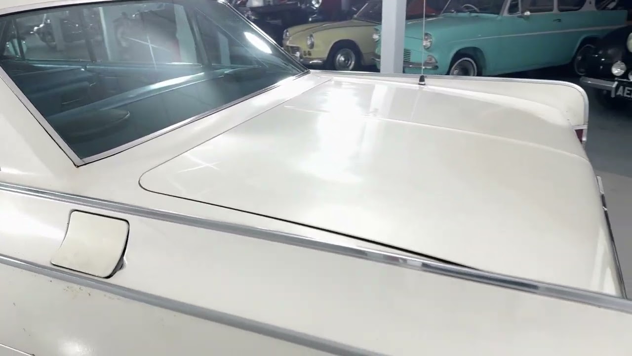 Lot 308 - 1964 Oldsmobile Ninety Eight
