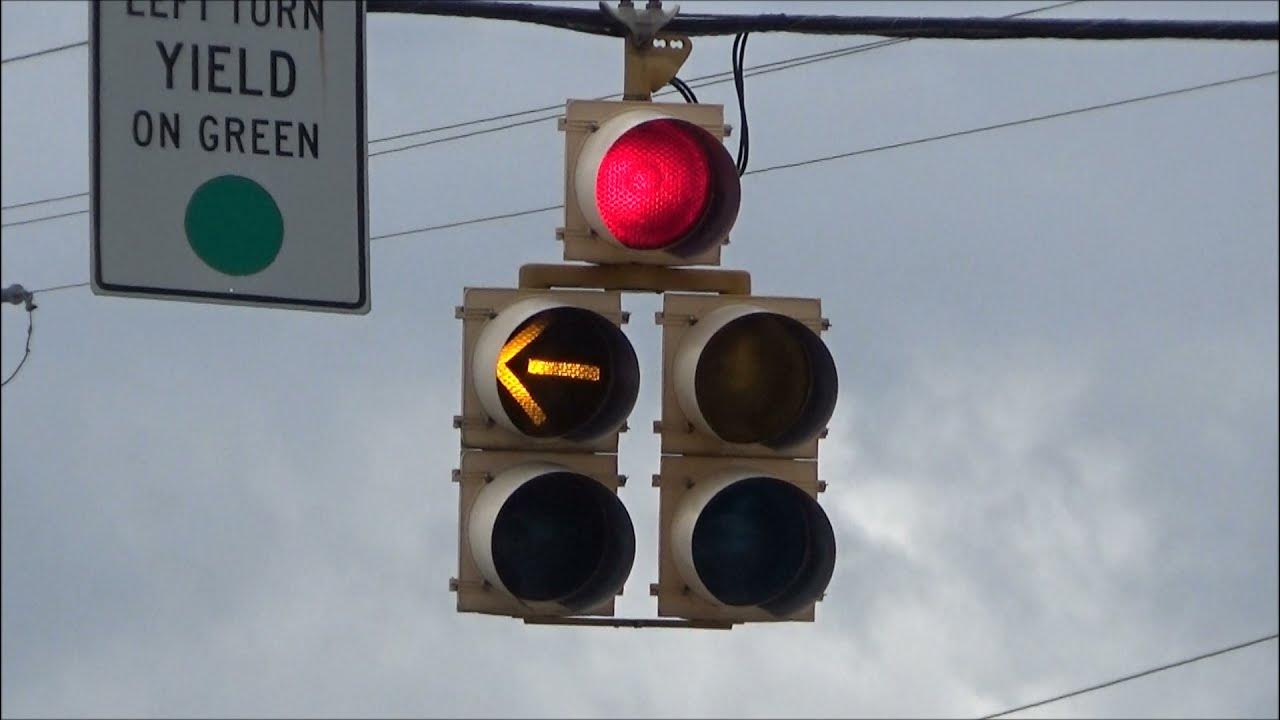 Incandescent TCT Doghouse Traffic Light YouTube