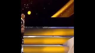 Beautiful Kareena Kapoor and Shahruk Khan Fun At  Lux Golden Rose Awards