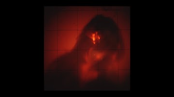 Evy Frearson - Red (Official Music Video/Visualiser)