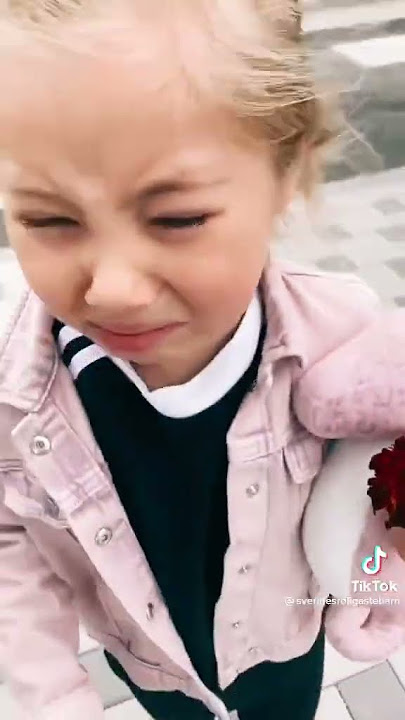 Jag blir jätteglad och tacksam när du prenumererar / följer min YouTube kanal 🥺🌷🙏🇸🇪
