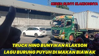 Truck Hino Klakson Burung Puyuh Di Makan Biawak