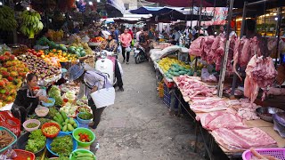 Amazing Cambodian food tour, massive supplies of street food and market food