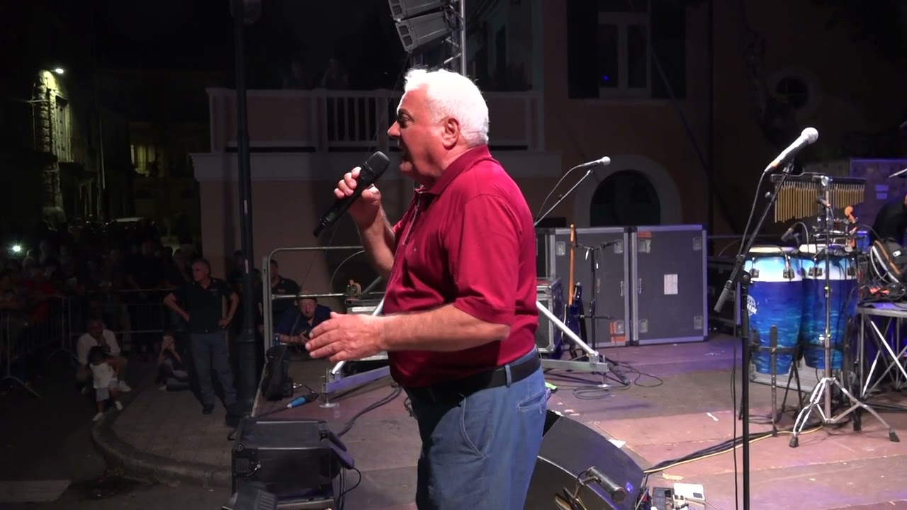 LOUIS MANNO - ROSE ROSSE (LIVE) - CITTANOVA 19-8-2023