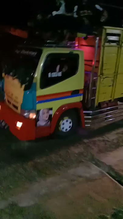 Konvoyyy....Dijalan Raya.Takbir Berkumandang ALLAH'Huakbar3x Walilah'Ilham.Meriah Bangettt....