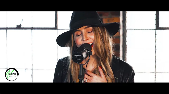 Kara Frazier - I Put A Spell On You (Live Performa...