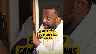 PASTOR EXPÕE: TEM GENTE DE SATANÁS ATÉ NA DIREITA! #shorts
