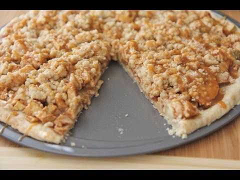 Video: How To Make Sweet Pizza