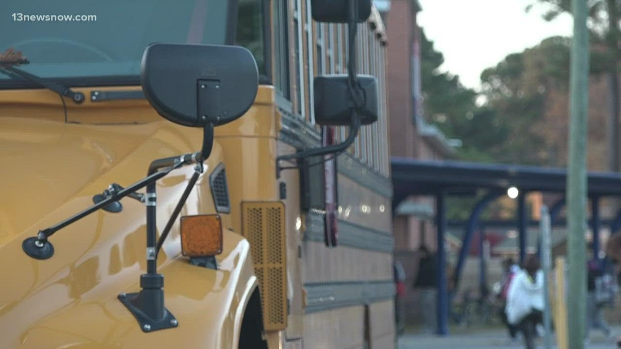 Virginia Beach Recruits Retired Teachers to Fill Part-Time Classroom Positions