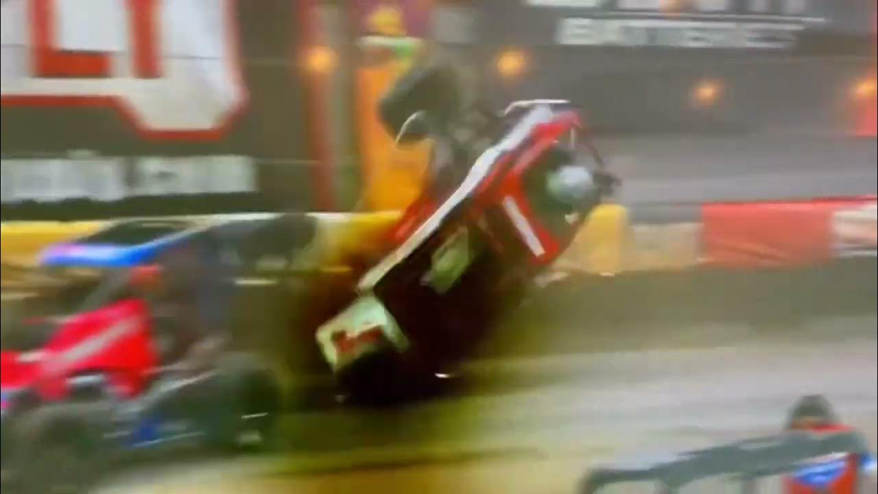 2023 Chili Bowl HORRIFIC Crash DRIVER EJECTED YouTube