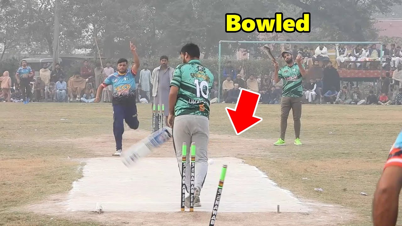 What A Great Bowling by A Fastest Bowler in Tape Ball Cricket History ...