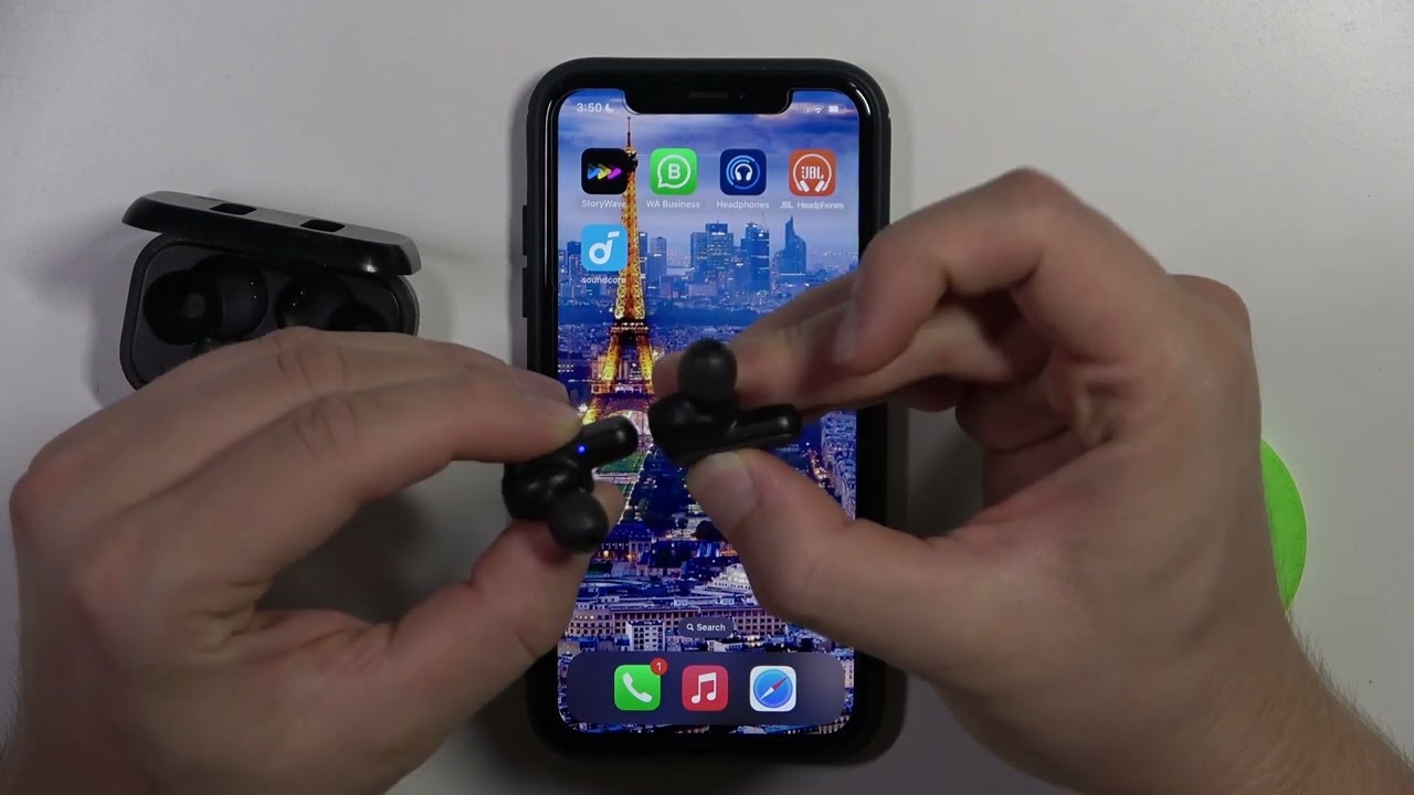 How to Power On & Off Skullcandy Dime 2?