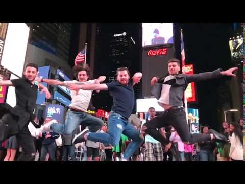 თაიმს სკვერზე სუხიშვილების ანსამბლმა ფურორი მოახდინა.