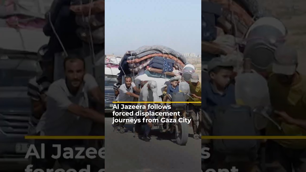 تتابع قناة الجزيرة رحلات النزوح القسري من مدينة غزة | AJ #shorts