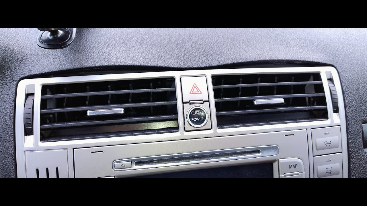 Naprawa Deski Rozdzielczej- Ford Kuga Mk1 - krok po kroku