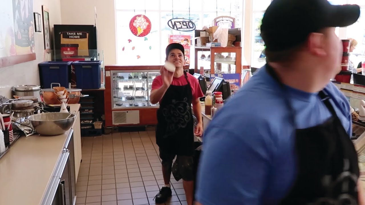 WORKING AT COLD STONE CREAMERY EP.10 YouTube