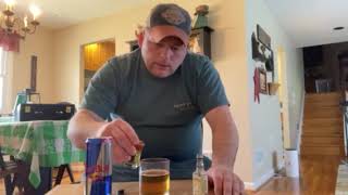 Red Bull and Jake Daniel's tennessee Honey Resimi