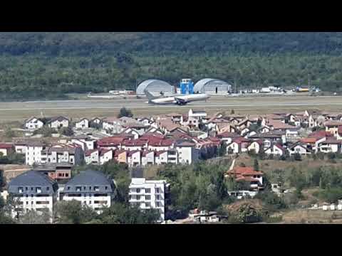 Omni Air Boeing 767-300ER N423AX main landing gear collapse after touchdown at Bucharest BBU airport